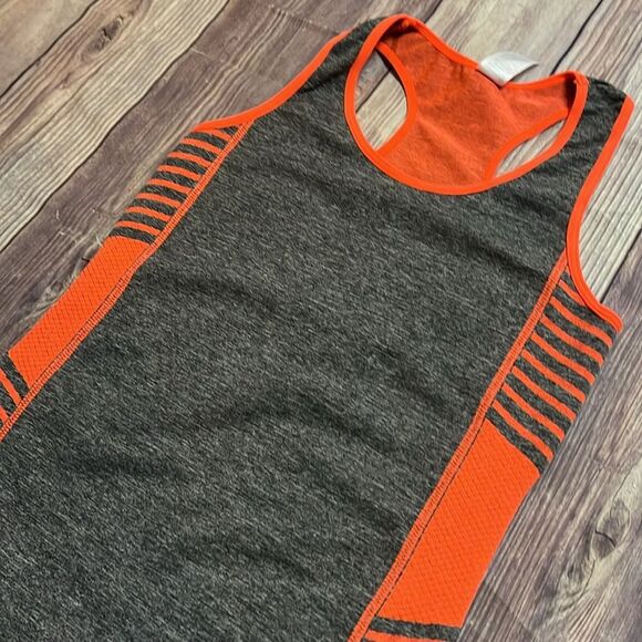 New Mix Women’s Racerback Athletic Tank OS - Picture 2 of 5